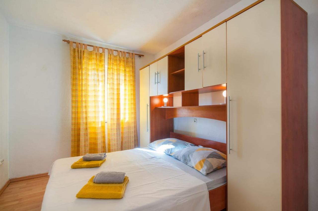 Apartment Stipic אומיס מראה חיצוני תמונה