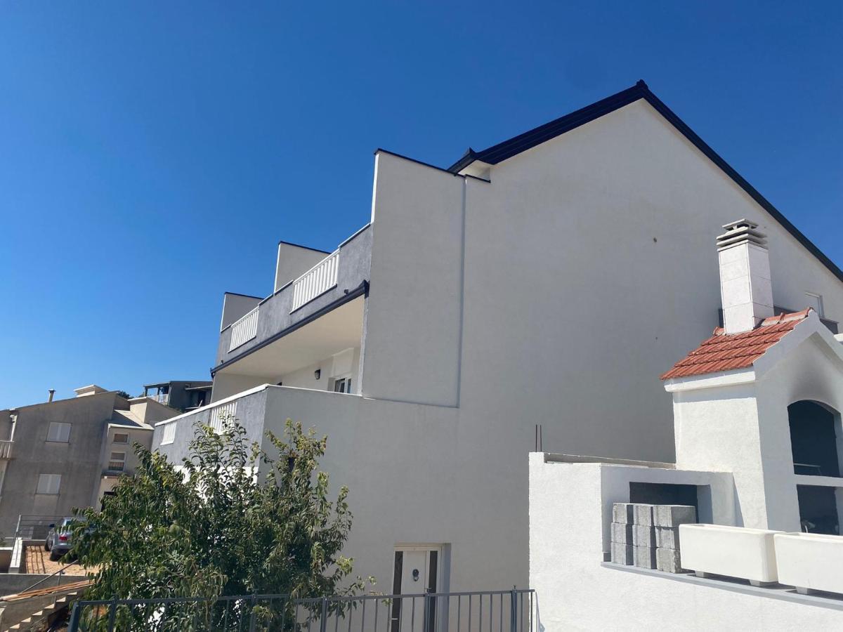 Apartment Stipic אומיס מראה חיצוני תמונה