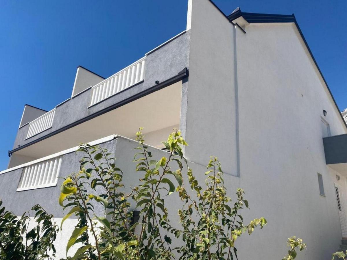 Apartment Stipic אומיס מראה חיצוני תמונה